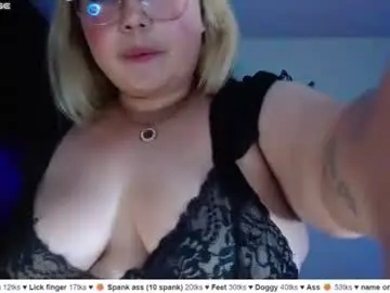 Chaturbate Adult Webcam of yini_angel07