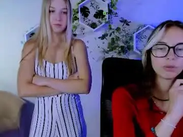 Chaturbate Live Sex of astra_boom