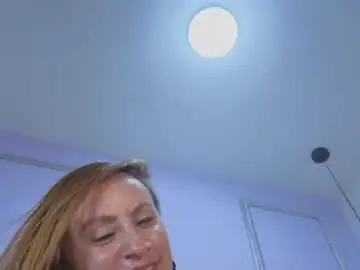 Chaturbate Live Sex Cam of grettel_ramiirez