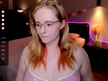 Chaturbate Best live sex cam show of sheslinki