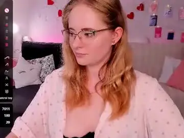 Chaturbate Live Porn of sheslinki