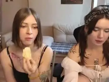 Chaturbate Live Sex Cam of blackpinkkittens