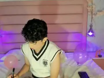 Chaturbate Best live sex cam show of dominicjay_