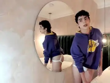 Chaturbate Sex Cam of dominicjay_