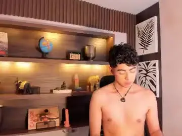 Chaturbate Watch Live Sex Cams of dominicjay_