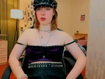 Chaturbate Live Sex Cam of herryyqueen