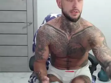 Chaturbate Live Sex Cam of maxi_foxxx