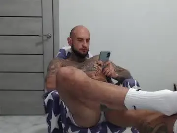 Chaturbate Free Porn Cam of maxi_foxxx