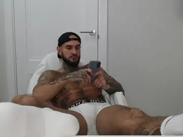 Chaturbate Sex Cam of maxi_foxxx