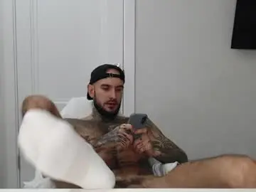 Chaturbate Sex Cam of maxi_foxxx