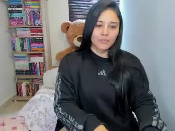 Chaturbate Live Sex Cam of foxwen
