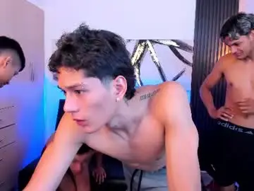 Chaturbate Watch Live Sex Cams of interracial_wallen