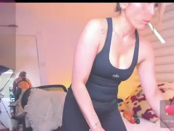 Chaturbate Nude Webcam of sharonvelvet