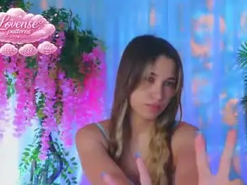 Chaturbate Free Porn Cam of aliviafarrell