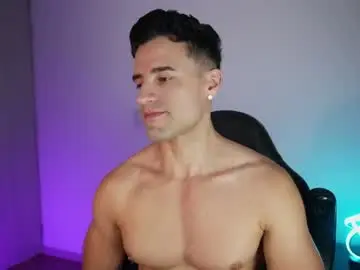 Chaturbate Free Porn Cam of krops_