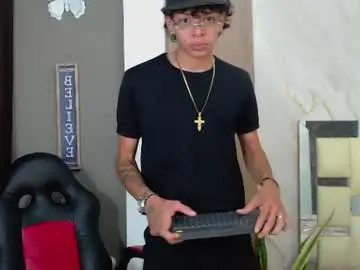 Chaturbate Watch Live Sex Cams of harry_jhonsonn
