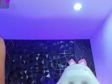 Chaturbate Nude Webcam of mandyfisher
