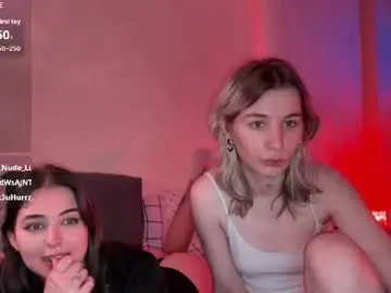 Chaturbate Best live sex cam show of alexxmichaell