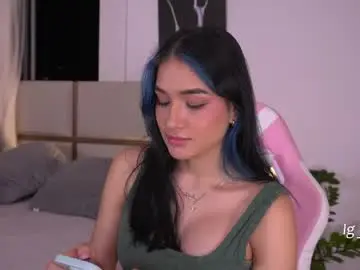 Chaturbate Free Live Porn of annyhizzle