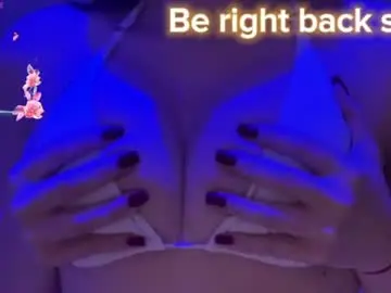 Chaturbate Adult Video Chat of boootyfrytti