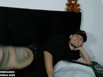 Chaturbate Live Sex Cam of gabrieljr99