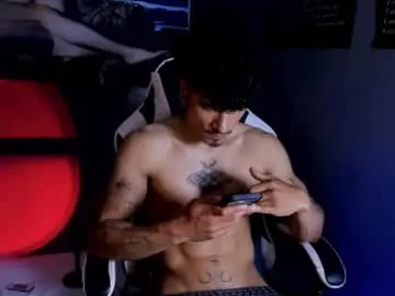 Chaturbate Adult Video Chat of thomas_fit1