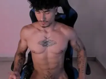 Chaturbate Live Sex Cam of thomas_fit1