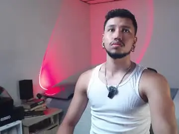 Chaturbate Live Sex Cam of yeff_stone