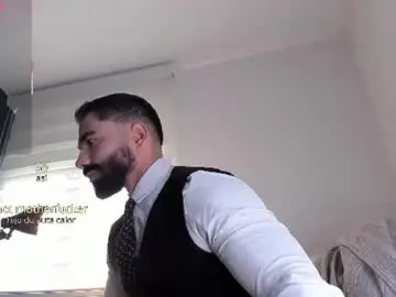 Chaturbate Live Sex Cam of edrick_walton