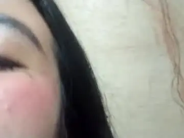 Chaturbate Nude Webcam of hottie_mommax