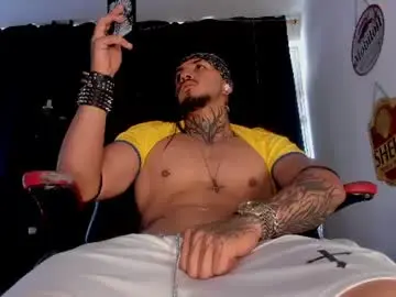 Chaturbate Nude Webcam of thebeastmaster_