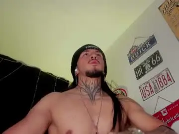 Chaturbate Live Sex Cam of thebeastmaster_