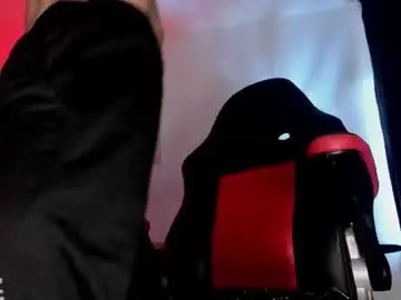 Chaturbate Live Sex Cam of thebeastmaster_