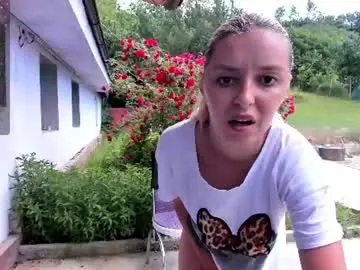 Chaturbate Live Sex Cam of danamily