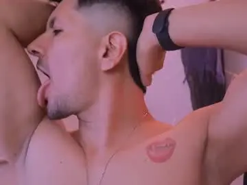 Chaturbate Sex Chat of derekgrayx