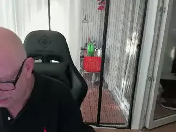 Chaturbate Live Sex Cam of machinegun3dx