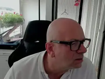 Chaturbate Live Sex Cam of machinegun3dx
