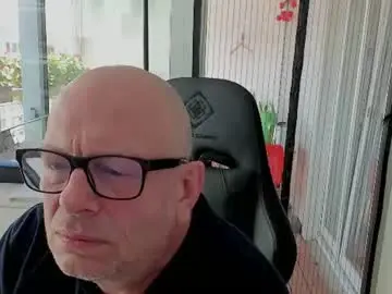 Chaturbate Watch Live Sex Cams of machinegun3dx