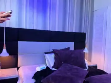 Chaturbate Sex Cam of raven_doll11