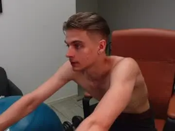 Chaturbate Live Sex Cam of thomas_brons