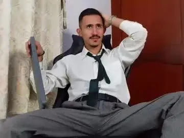 Chaturbate Live Sex Cam of xxxhome_alonexxx