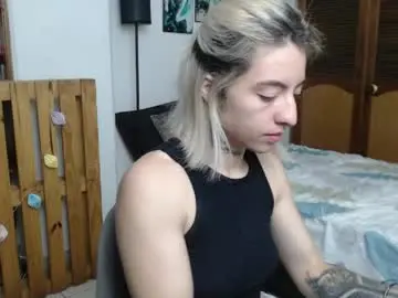 Chaturbate Adult Webcam of alicee_logan_