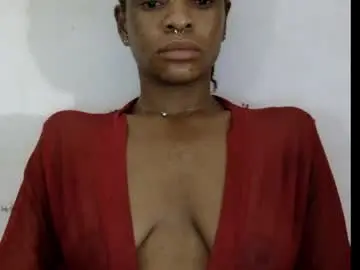 Chaturbate Live Sex Cam of cherryeden