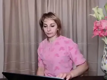 Chaturbate Free Porn Cam of crystalfever_