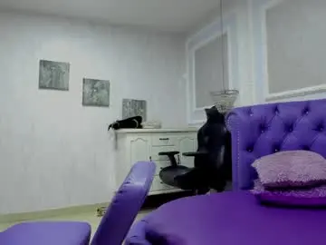 Chaturbate Free Live Porn of cute_curvy_1