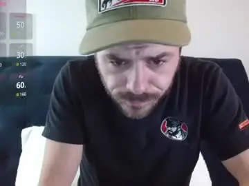 Chaturbate Sex Chat of traviswylde19
