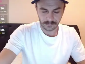 Chaturbate Best live sex cam show of traviswylde19