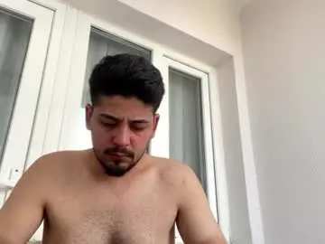 Chaturbate Sex Chat of realhornyboy35