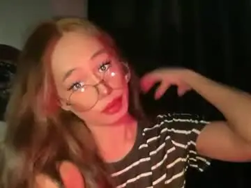 Chaturbate Adult Video Chat of sexyemmawilsonxx