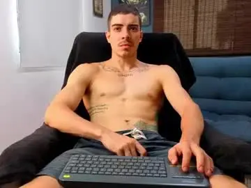 Chaturbate Best live sex cam show of ethangreey1